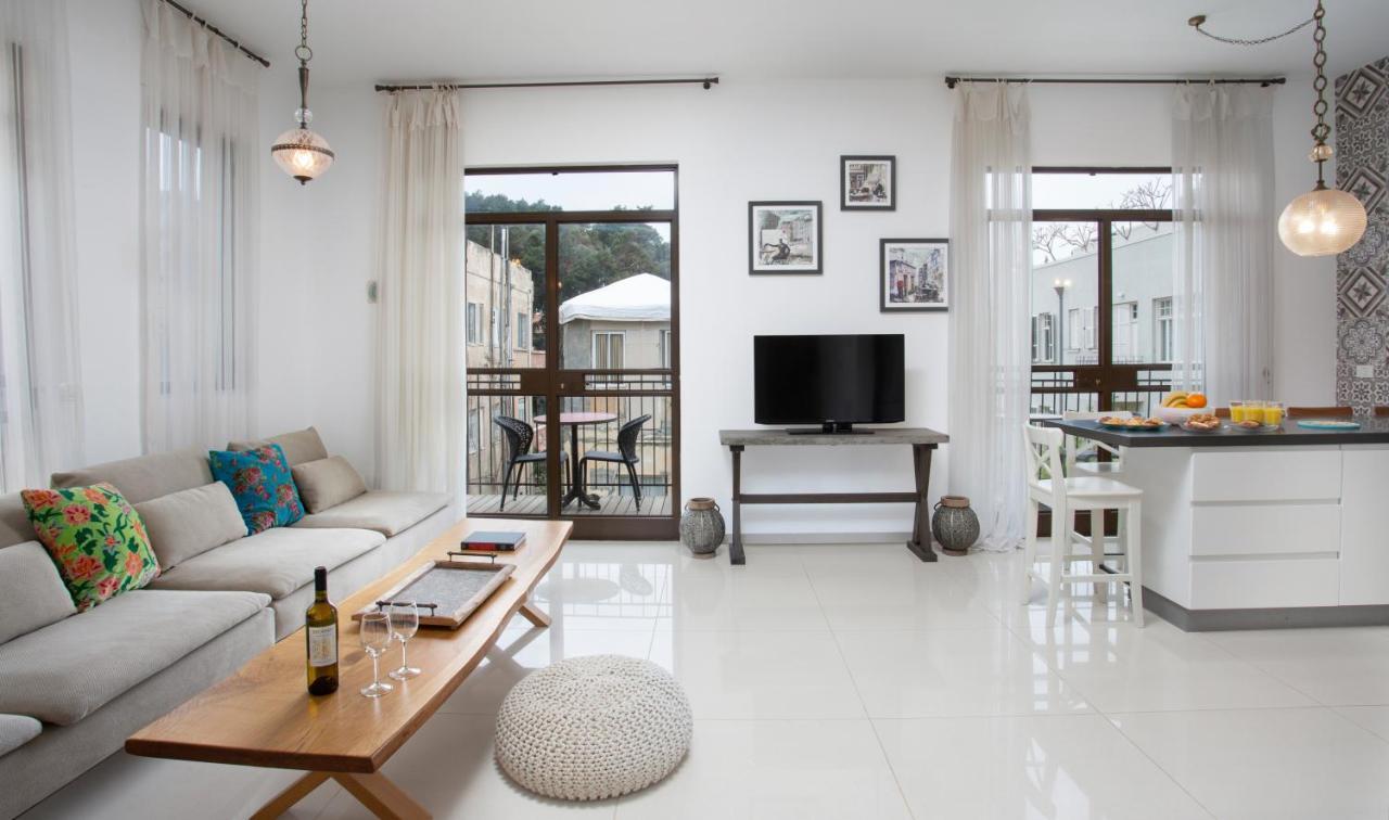 Appartamento Modern 2Br With Mamad By Holyguest Tel Aviv Esterno foto